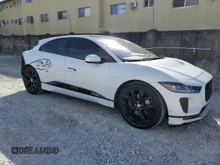 2020 Jaguar I-Pace HSE with VIN SADHD2S16L1F85682, listed as a Copart auction lot 87034314 with 28,139 mi miles and Non repairable. Bid and sale history available at DreamBid. Image 4.