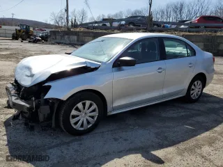 2011 Volkswagen Jetta Sedan S with VIN 3VW2K7AJ3BM081916, listed as a Copart auction lot 51469005 with 92,215 mi miles and Salvage Title. Bid and sale history available at carsss.com. Image 1.