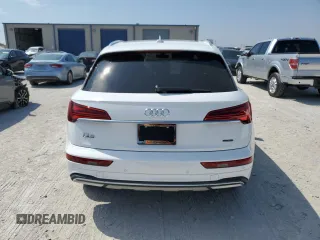 2022 Audi Q5 Premium with VIN WA1ABAFY2N2125394, listed as a Copart auction lot 68739404 with 10,558 mi miles and Salvage title. Bid and sale history available at DreamBid. Image 6.