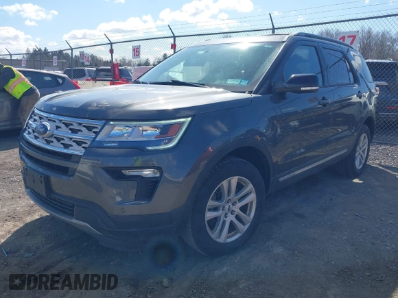 2018 Ford Explorer XLT with VIN 1FM5K8D8XJGC91593, listed as a IAAI auction lot 41838572 with 77,280 mi miles and . Bid and sale history available at carsss.com. Image 17.