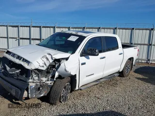 2014 Toyota Tundra 4WD Truck LTD with VIN 5TFHW5F16EX372679, listed as a IAAI auction lot 41736049 with 247,000 mi miles. Bid and sale history available at carsss.com. Image 6.