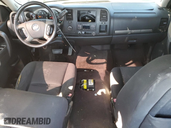 2011 Chevrolet Silverado 1500 LT with VIN 1GCRKSE30BZ393111, listed as a Copart auction lot 45538445 with 196,790 mi miles and Salvage Title. Bid and sale history available at DreamBid. Image 8.