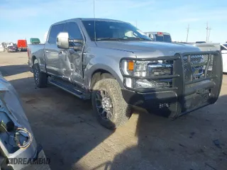 2022 Ford Super Duty F-250 SRW XL with VIN 1FT7W2BT2NEG03008, listed as a IAAI auction lot 41059936 with 68,004 mi miles. Bid and sale history available at carsss.com. Image 1.