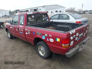 1996 Ford Ranger XL z VIN 1FTCR14A3TPA22615, wystawiony jako IAAI lot #41785002 z przebiegiem 94 455 mil mil oraz . Historia ofert i sprzedaży dostępna na DreamBid. Obrazek 3.
