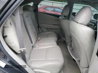 2010 Lexus RX 350 z VIN 2T2BK1BA8AC046998, wystawiony jako Copart lot #57472235 z przebiegiem 186 783 mil mil oraz Szkoda całkowita • Salvage title. Historia ofert i sprzedaży dostępna na DreamBid. Obrazek 11.