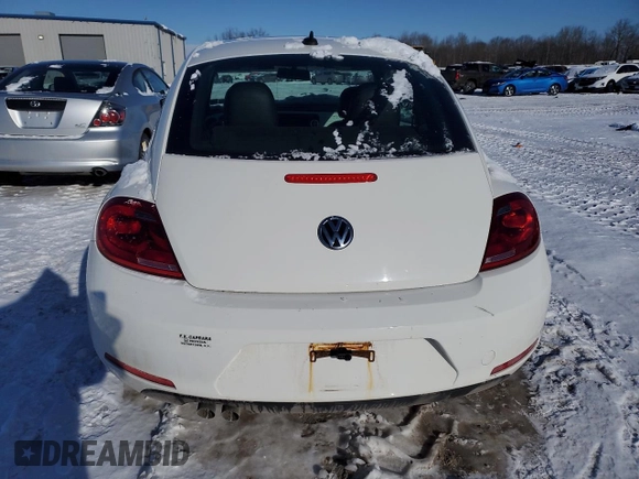2014 Volkswagen Beetle with VIN 3VWHX7AT1EM617442, listed as a Copart auction lot 89093225 with 74,146 mi miles and Salvage Title. Bid and sale history available at DreamBid. Image 6.