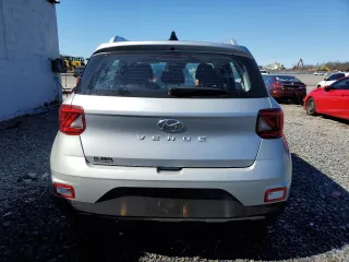 2022 Hyundai Venue SEL with VIN KMHRC8A33NU181189, listed as a Copart auction lot 49508585 with 16,024 mi miles and Salvage Title. Bid and sale history available at DreamBid. Image 6.