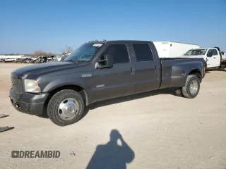 2005 Ford F-350 XL z VIN 1FTWW32P05EB47353, wystawiony jako Copart lot #88794375 z przebiegiem 234 984 mil mil oraz Szkoda całkowita • Salvage title. Historia ofert i sprzedaży dostępna na DreamBid. Obrazek 1.
