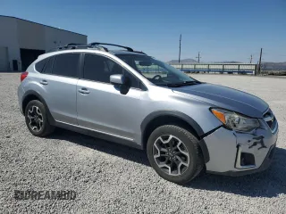 2017 Subaru Crosstrek Premium with VIN JF2GPADC8H8268958, listed as a Copart auction lot 59991925 with 68,637 mi miles and Salvage title. Bid and sale history available at DreamBid. Image 4.