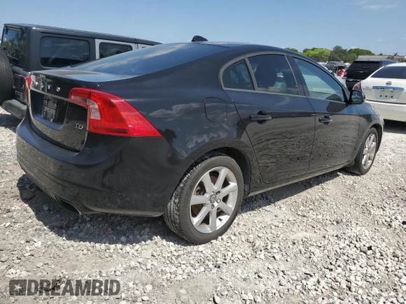 2016 Volvo S60 T5 Drive-E z VIN YV126MFJ7G2407868, wystawiony jako Copart lot #57819665 z przebiegiem 138 022 mil mil oraz Czysty tytuł • Clean title. Historia ofert i sprzedaży dostępna na DreamBid. Obrazek 3.