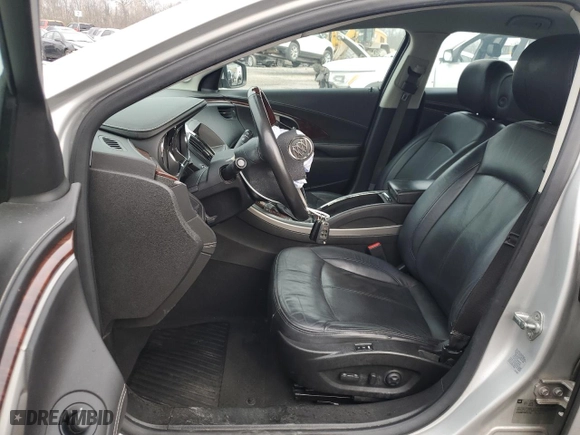 2011 Buick LaCrosse CXS with VIN 1G4GE5ED7BF327130, listed as a Copart auction lot 43635415 with 263,267 mi miles and Salvage Title. Bid and sale history available at carsss.com. Image 7.
