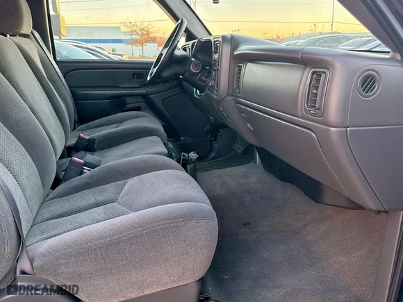 2005 Chevrolet Silverado 1500 Z71 with VIN 1GCEK14T45Z276288, listed as a Copart auction lot 47141555 with 114,546 mi miles and Clean Title. Bid and sale history available at carsss.com. Image 5.