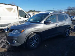 2014 Nissan Rogue SL with VIN 5N1AT2MV7EC868186, listed as a IAAI auction lot 41758363 with 111,037 mi miles. Bid and sale history available at carsss.com. Image 18.