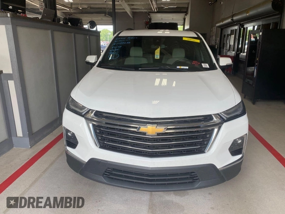 2022 Chevrolet Traverse LT Cloth z VIN 1GNERGKW0NJ133033, wystawiony jako IAAI lot #42843495 z przebiegiem 97 178 mil mil oraz . Historia ofert i sprzedaży dostępna na DreamBid. Obrazek 23.