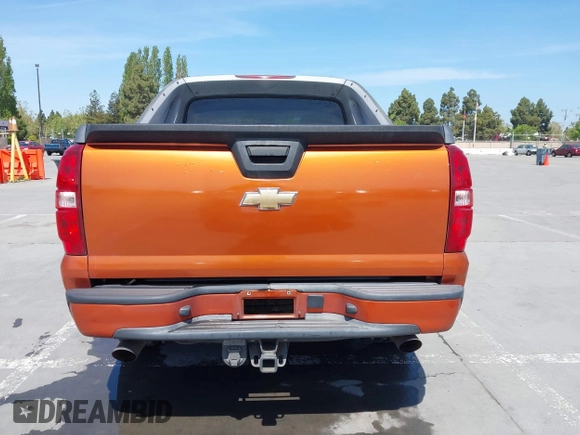 2007 Chevrolet Avalanche LTZ с VIN 3GNEC12J07G156688, выставлен на аукционе IAAI как лот 42095186 с пробегом 224 714 миль миль и . История ставок и продаж доступна на DreamBid. Изображение 17.