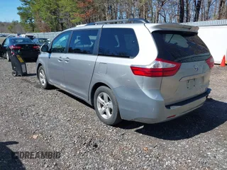 2017 Toyota Sienna LE Auto Access Seat with VIN 5TDKZ3DC0HS823184, listed as a IAAI auction lot 41823261 with 97,236 mi miles. Bid and sale history available at carsss.com. Image 3.