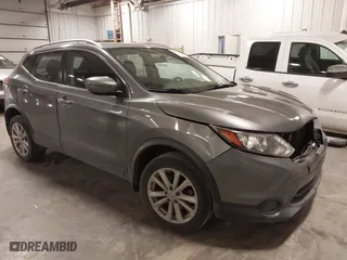 2017 Nissan Rogue Sport SL with VIN JN1BJ1CR6HW109418, listed as a IAAI auction lot 41500282 with 152,546 mi miles. Bid and sale history available at carsss.com. Image 1.