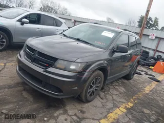 2018 Dodge Journey SE with VIN 3C4PDCAB7JT309635, listed as a IAAI auction lot 41728252 with 189,000 mi miles. Bid and sale history available at carsss.com. Image 17.