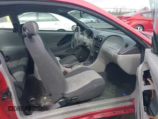 2001 Ford Mustang Standard z VIN 1FAFP40451F185277, wystawiony jako IAAI lot #42186086 z przebiegiem 170 430 mil mil oraz . Historia ofert i sprzedaży dostępna na DreamBid. Obrazek 5.