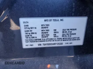2024 Tesla Model Y z VIN 7SAYGDED4RF125330, wystawiony jako Copart lot #81385224 z przebiegiem 3 631 mil mil oraz Szkoda całkowita • Salvage title. Historia ofert i sprzedaży dostępna na DreamBid. Obrazek 15.