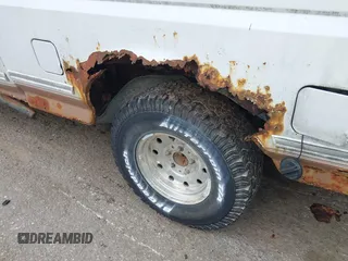 1995 Ford F-150 z VIN 1FTEX14H6SKC19656, wystawiony jako IAAI lot #42289301 z przebiegiem Nie podano mil oraz . Historia ofert i sprzedaży dostępna na DreamBid. Obrazek 15.