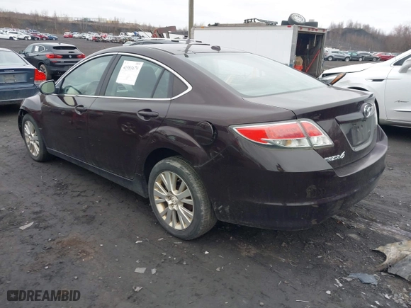 2010 Mazda Mazda6 i Touring Plus with VIN 1YVHZ8CH1A5M45421, listed as a IAAI auction lot 41983679 with 209,975 mi miles. Bid and sale history available at carsss.com. Image 3.