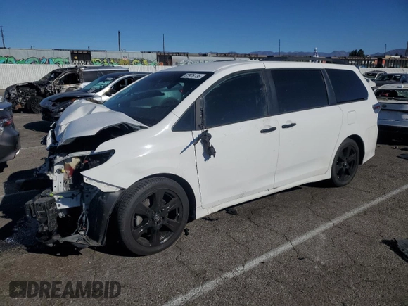2020 Toyota Sienna SE with VIN 5TDXZ3DC9LS030514, listed as a Copart auction lot 87978135 with 40,316 mi miles and Salvage Title. Bid and sale history available at carsss.com. Image 1.
