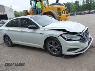 2021 Volkswagen Jetta S z VIN 3VWC57BU6MM020180, wystawiony jako IAAI lot #42263574 z przebiegiem 68 384 mil mil oraz . Historia ofert i sprzedaży dostępna na DreamBid. Obrazek 13.