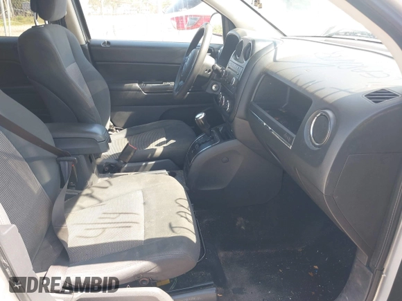 2012 Jeep Compass Sport with VIN 1C4NJCBBXCD547891, listed as a IAAI auction lot 41971755 with 203,567 mi miles. Bid and sale history available at carsss.com. Image 5.