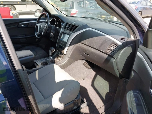 2010 Chevrolet Traverse LT w/1LT with VIN 1GNLRFEDXAS140202, listed as a IAAI auction lot 41953794 with 163,878 mi miles. Bid and sale history available at carsss.com. Image 5.