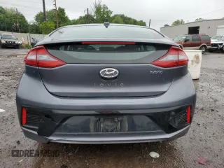 2018 Hyundai Ioniq SEL z VIN KMHC75LCXJU098262, wystawiony jako Copart lot #58021315 z przebiegiem 56 396 mil mil oraz Szkoda całkowita • Salvage title. Historia ofert i sprzedaży dostępna na DreamBid. Obrazek 6.
