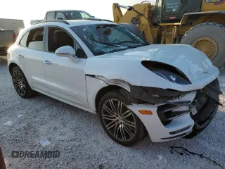 2016 Porsche Macan Turbo with VIN WP1AF2A55GLB94959, listed as a Copart auction lot 68071894 with Not provided miles and Salvage title. Bid and sale history available at DreamBid. Image 4.