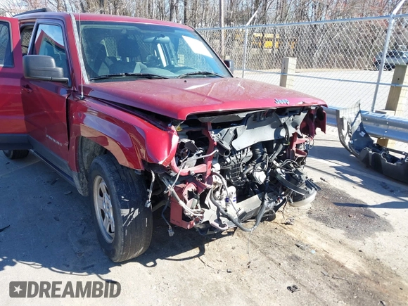 2014 Jeep Patriot Sport with VIN 1C4NJPBA5ED689986, listed as a IAAI auction lot 41701397 with 155,242 mi miles and . Bid and sale history available at carsss.com. Image 6.