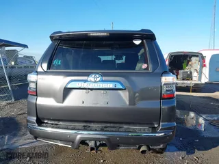 2017 Toyota 4Runner SR5 with VIN JTEBU5JRXH5431401, listed as a IAAI auction lot 41231941 with 133,324 mi miles. Bid and sale history available at carsss.com. Image 16.