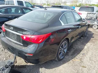 2015 Infiniti Q50 Premium with VIN JN1BV7AR1FM417499, listed as a IAAI auction lot 42063460 with 117,210 mi miles. Bid and sale history available at carsss.com. Image 4.