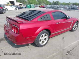 2008 Ford Mustang GT Deluxe with VIN 1ZVHT82H285194618, listed as a IAAI auction lot 42001961 with 129,781 mi miles and . Bid and sale history available at carsss.com. Image 4.