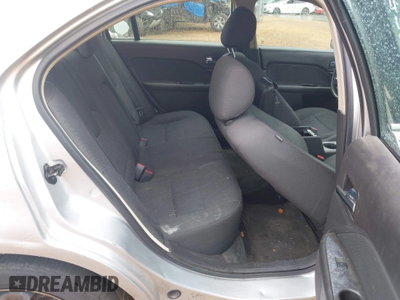 2011 Ford Fusion SE with VIN 3FAHP0HA2BR192476, listed as a IAAI auction lot 42088168 with 228,353 mi miles and . Bid and sale history available at DreamBid. Image 8.