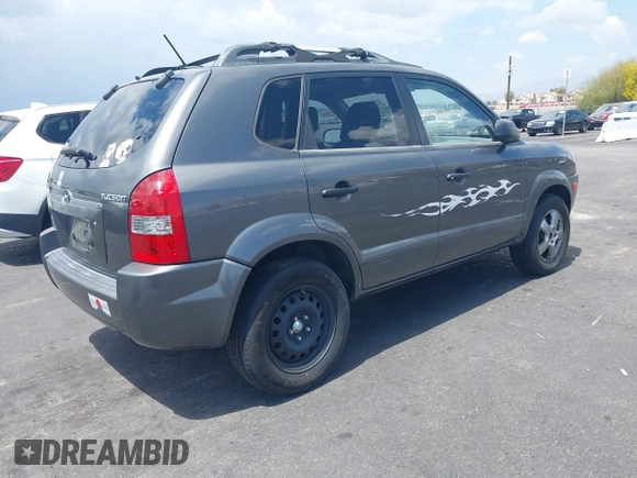 2008 Hyundai Tucson GLS with VIN KM8JM12B48U898373, listed as a IAAI auction lot 42212532 with 139,491 mi miles and . Bid and sale history available at DreamBid. Image 4.