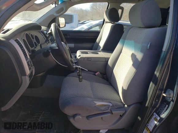 2008 Toyota Tundra с VIN 5TBBT54108S461135, выставлен на аукционе Copart как лот 88270425 с пробегом 151 955 миль миль и Чистый • Clean title. История ставок и продаж доступна на DreamBid. Изображение 7.