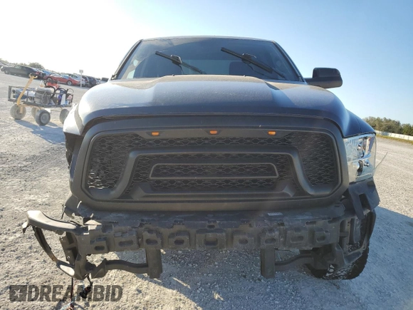 2016 Ram 1500 Express z VIN 1C6RR6FG8GS142235, wystawiony jako Copart lot #86250044 z przebiegiem 174 199 mil mil oraz Szkoda całkowita • Salvage title. Historia ofert i sprzedaży dostępna na DreamBid. Obrazek 5.