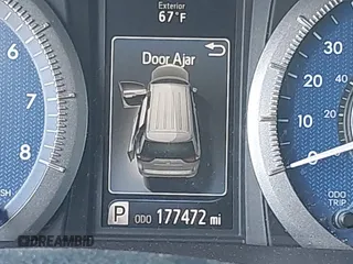 2015 Toyota Sienna XLE with VIN 5TDYK3DCXFS663083, listed as a IAAI auction lot 41967621 with 177,472 mi miles and . Bid and sale history available at DreamBid. Image 15.