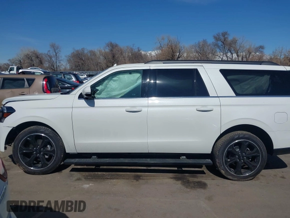2024 Ford Expedition Max Limited с VIN 1FMJK2A81REA99518, выставлен на аукционе IAAI как лот 41735522 с пробегом 1 297 миль миль и . История ставок и продаж доступна на DreamBid. Изображение 14.