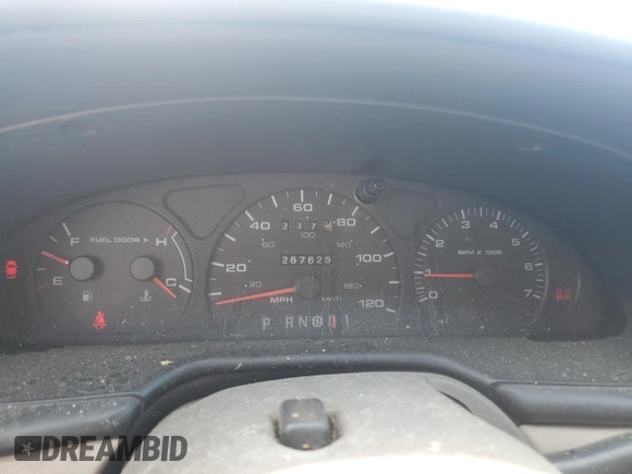 2002 Ford Taurus SES Standard with VIN 1FAFP55UX2A202460, listed as a Copart auction lot 50206465 with 267,625 mi miles and Non Repairable. Bid and sale history available at carsss.com. Image 9.
