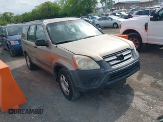 2006 Honda CR-V LX with VIN SHSRD68546U407997, listed as a IAAI auction lot 42101026 with 241,225 mi miles and . Bid and sale history available at carsss.com. Image 1.