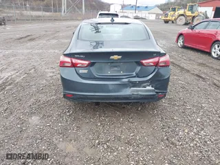 2019 Chevrolet Malibu LT with VIN 1G1ZD5ST4KF143378, listed as a IAAI auction lot 41805693 with 101,130 mi miles. Bid and sale history available at carsss.com. Image 16.