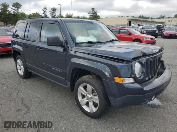 2015 Jeep Patriot Latitude with VIN 1C4NJRFBXFD176250, listed as a Copart auction lot 58903295 with 72,675 mi miles and Salvage title. Bid and sale history available at DreamBid. Image 4.
