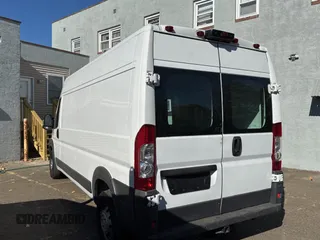 2015 Ram ProMaster Cargo with VIN 3C6URVHGXFE505007, listed as a Copart auction lot 80241974 with 152,673 mi miles and Salvage Title. Bid and sale history available at DreamBid. Image 3.