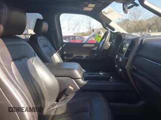 2020 Ford Expedition Limited with VIN 1FMJU1KT6LEA72281, listed as a IAAI auction lot 41195581 with 120,839 mi miles. Bid and sale history available at carsss.com. Image 5.