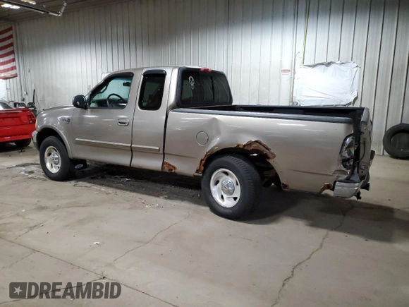 2001 Ford F-150 XL with VIN 1FTRX18L21NB49912, listed as a Copart auction lot 53492365 with 137,171 mi miles and Non Repairable. Bid and sale history available at carsss.com. Image 2.