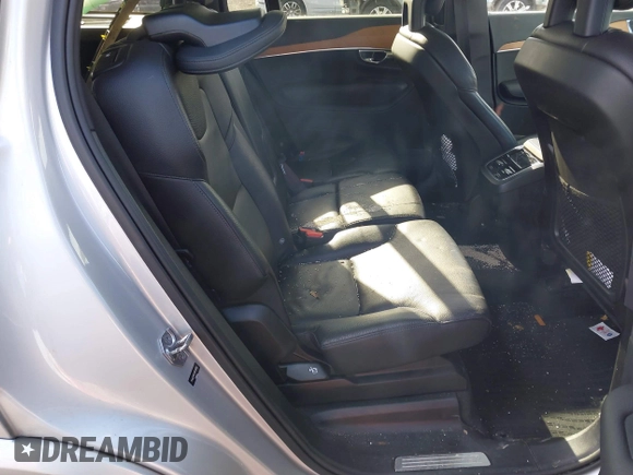 2021 Volvo XC90 Momentum with VIN YV4A22PK2M1710788, listed as a IAAI auction lot 41587754 with 41,439 mi miles and . Bid and sale history available at DreamBid. Image 8.